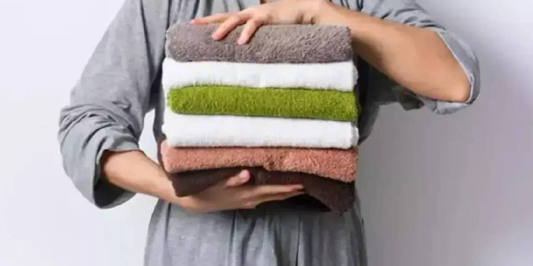 Ne sirke ne de karbonat! Yumuşatıcı kullanmadan aynı etkiyi gösteriyor: Doğal yolla havlularınız pamuk gibi oluyor 4